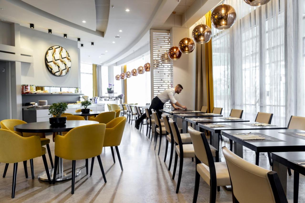 Welcome Hotel Сан-Марино Экстерьер фото